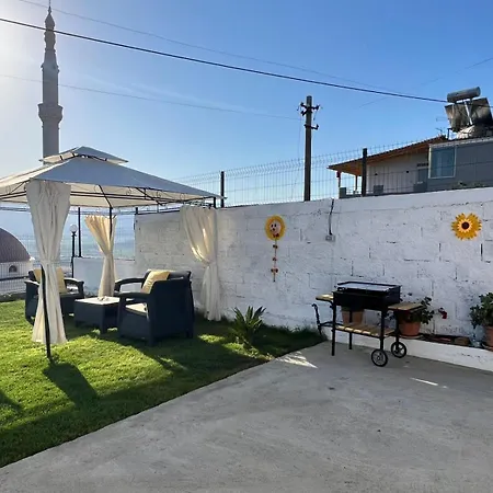Holiday home Garden Oasis
